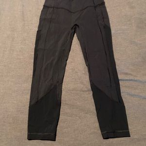 LULULEMON All the right places 23in crop